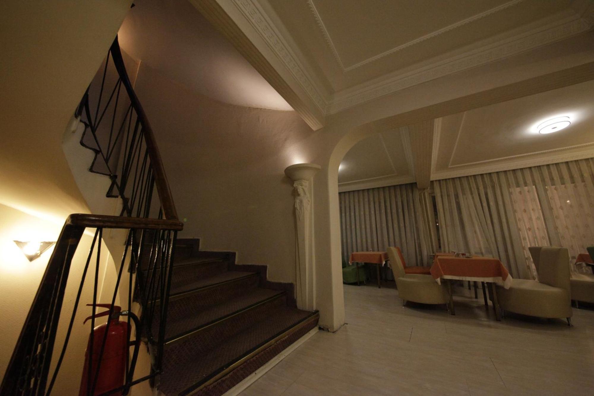Taksim Sato Hotel Стамбул Экстерьер фото