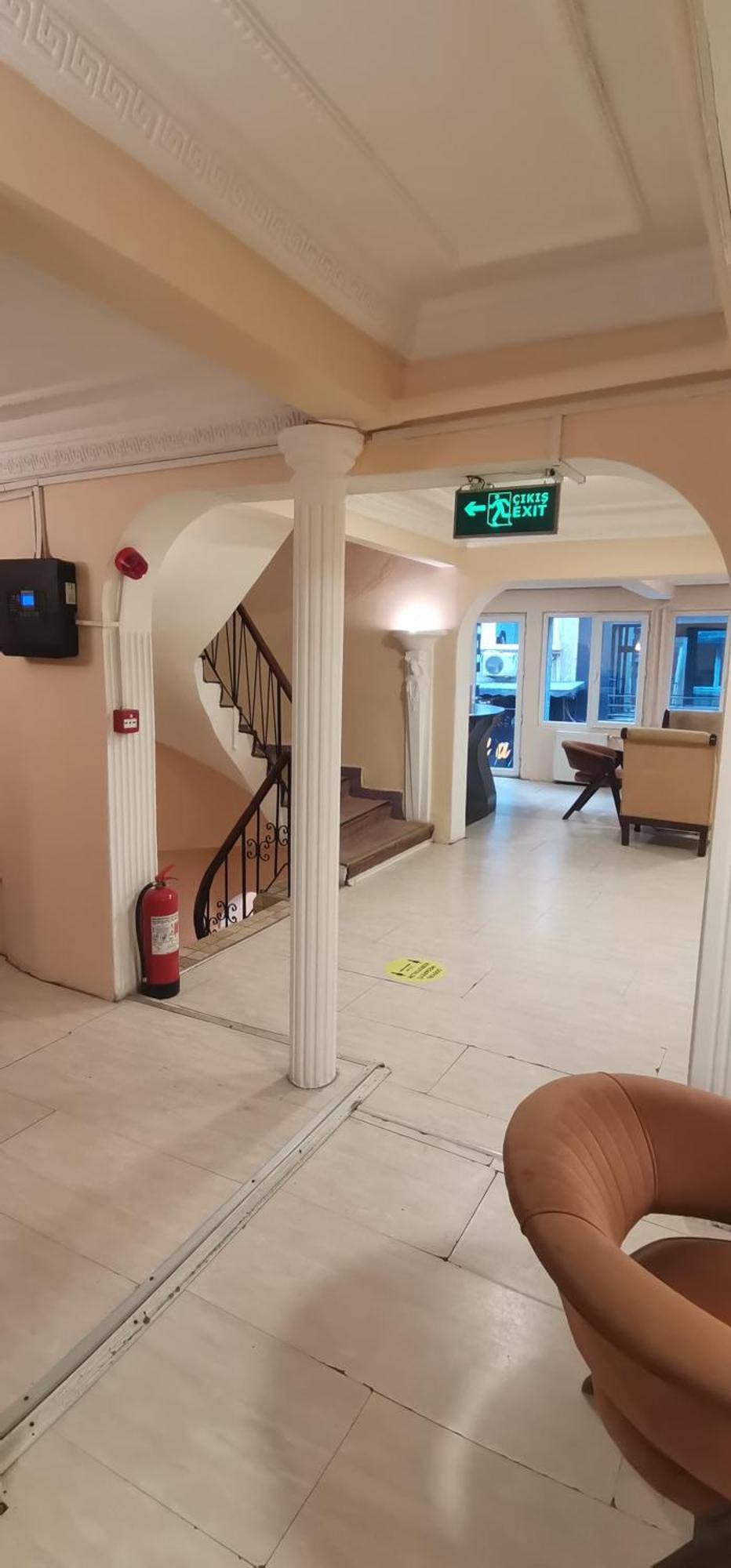 Taksim Sato Hotel Стамбул Экстерьер фото